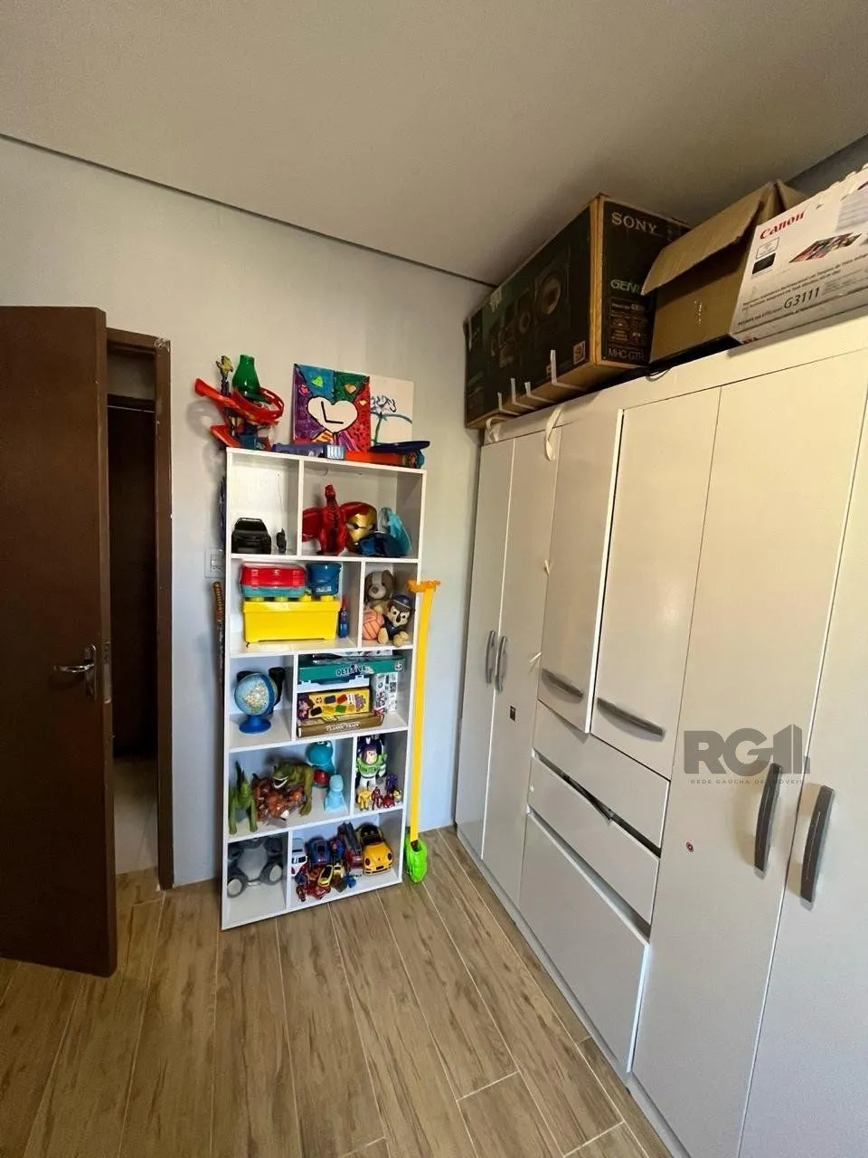 Imagem Sobrado a venda no bairro Mato Grande em Canoas