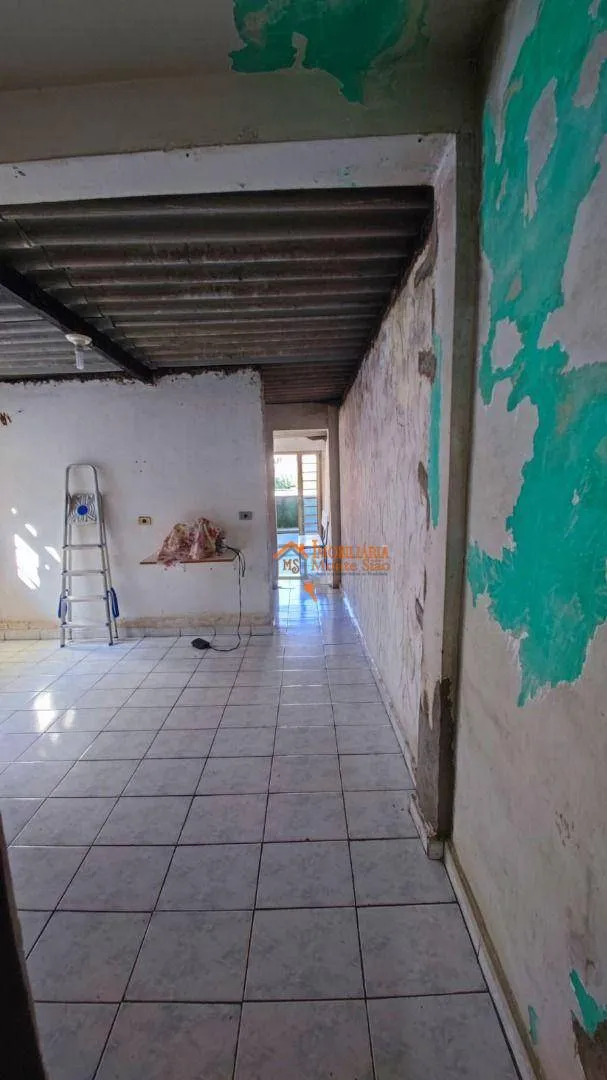 Imagem Sobrado com 3 dormitórios à venda, 175 m² por R$ 350.000,00 - Vila Rio - Guarulhos/SP