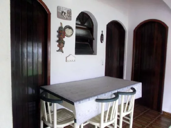 Imagem CASA LADO PRAIA EM TRES LOTES COM PISCINA
