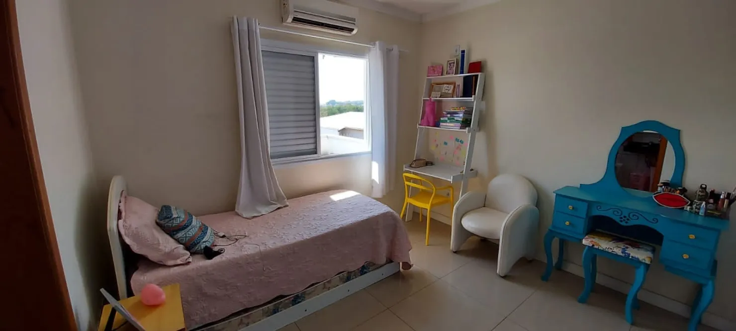 Imagem Casa à venda 3 Quartos, 3 Suites, 4 Vagas, Piracangaguá, Taubaté - SP | Condominio Jardim Oásis