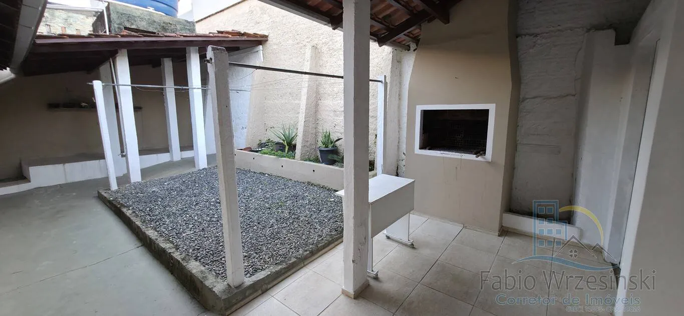 Imagem Casa Averbada à Venda no Bairro Itaum, 4 dormitórios