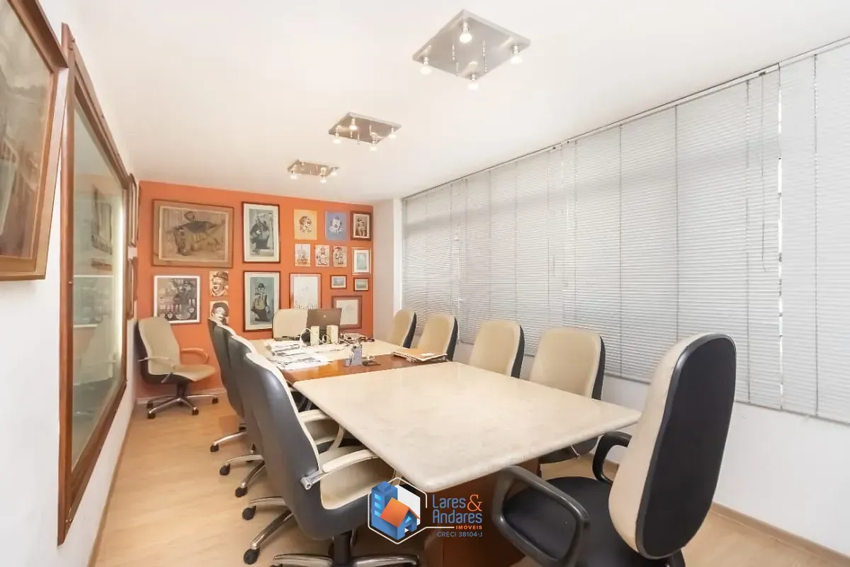 Imagem Conjunto comercial para venda em Consolação, 202m²
