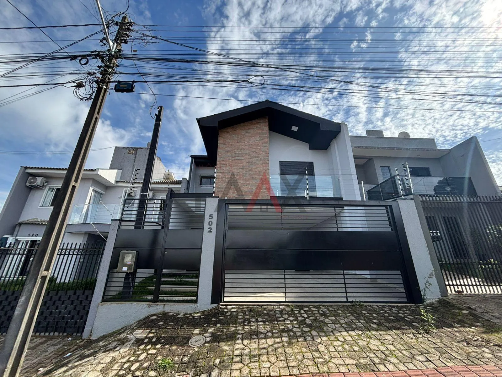 Foto do imóvel Sobrado de alto padrão disponível para locação no Alto da XV. 235 m²