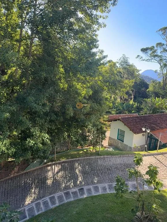 Imagem Casa para Venda em Teresópolis / RJ no bairro Albuquerque