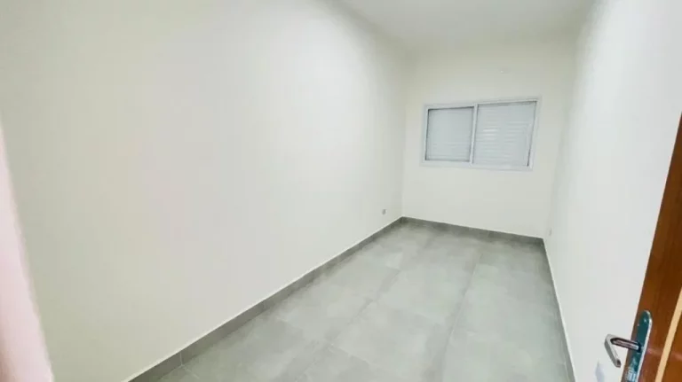 Imagem CASA GEMINADA NA TUPI 2 DORMITÓRIOS 1 SUÍTE!!!