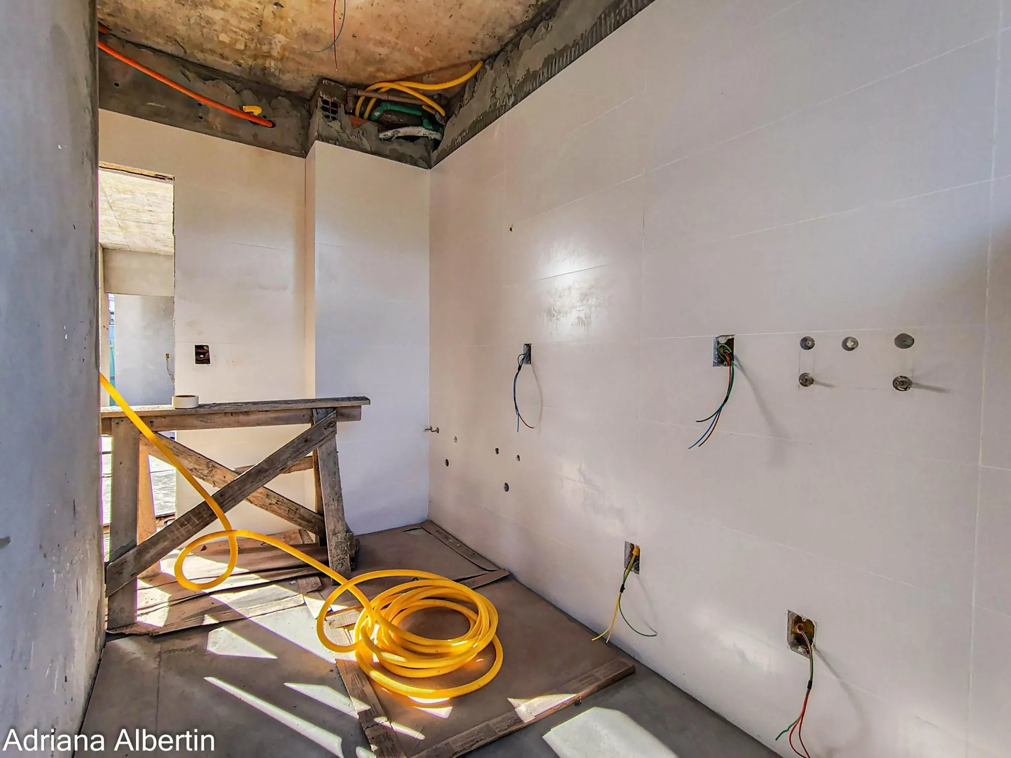 Imagem Casa térrea em condomínio na Estrada das Três Meninas - Alphaville