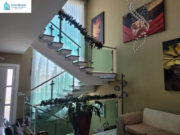 Imagem CASA RESIDENCIAL em SANTANA DE PARNAÍBA - SP, SURU