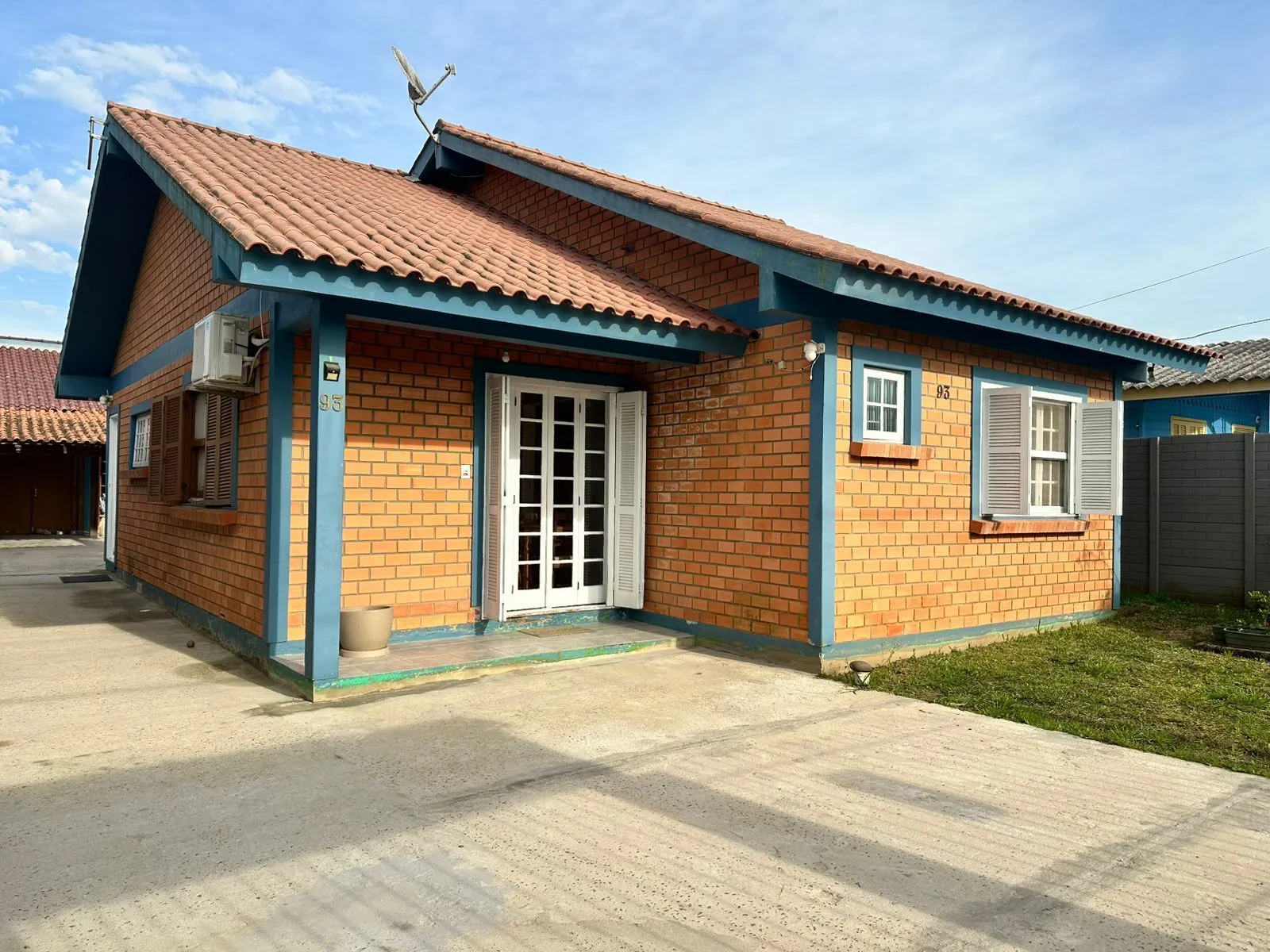 Imagem Casa em Belém Novo
