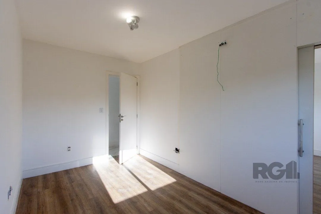 Imagem Apartamento para Venda - 102m², 3 dormitórios, sendo 2 suites, 2 vagas - Tristeza
