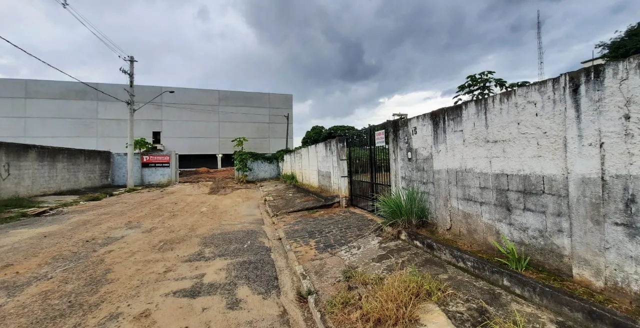 Imagem Casa à venda 6 Quartos, 6 Suites, 4 Vagas, 2100M², São Benedito, Pindamonhangaba - SP