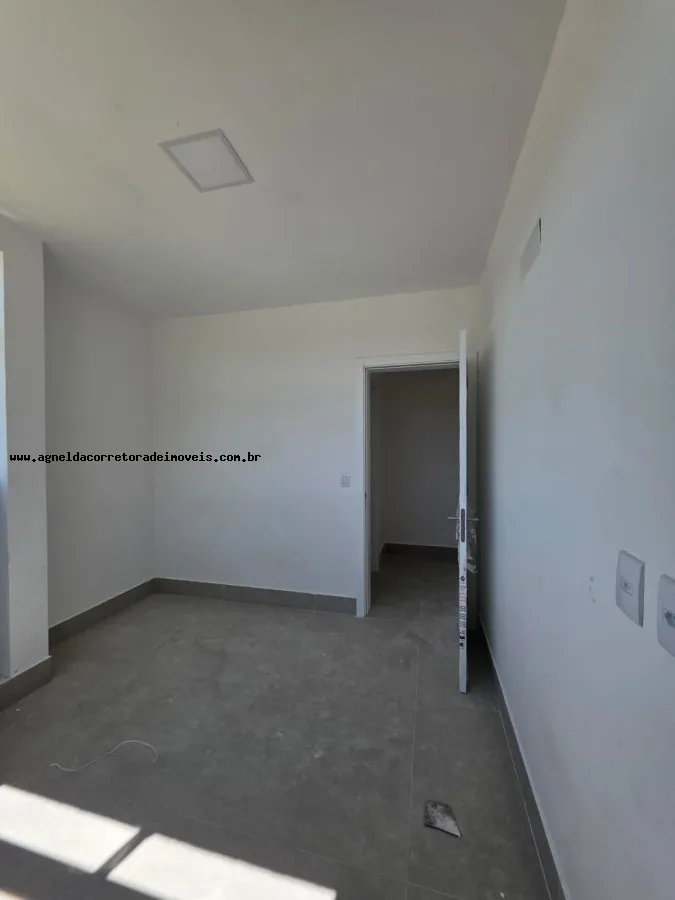 Imagem Casa em Condomínio para Venda em Parnamirim, Pium (Distrito Litoral), 3 dormitórios, 2 suítes, 3 banheiros, 4 vagas