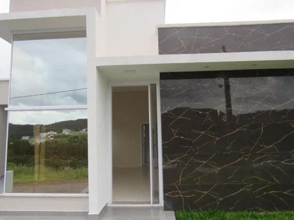 Imagem Casa para Venda em Concórdia, Jardim Sul, 2 dormitórios, 1 suíte, 1 banheiro, 1 vaga