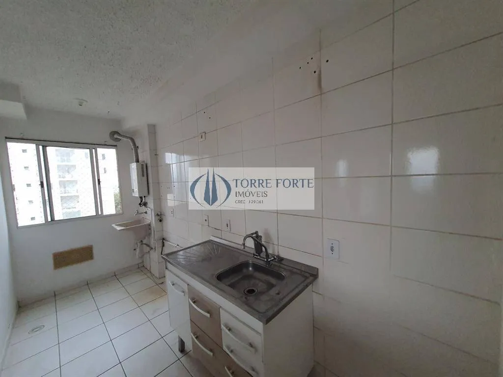 Foto do imóvel Apartamento com 2 dormitorios 1 vaga de garagem na Vila Curuça. em Rua Garopá