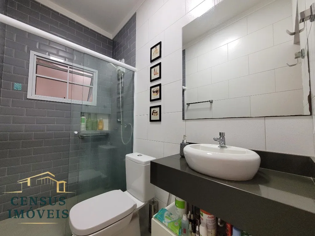 Foto do imóvel: Imperdível: Casa em Condomínio à Venda em Vinhedo-SP, 3 Quartos, 1 Suíte, 3 Salas, 3 Banheiros, 5 Vagas e 253m²! em Condomínio Vale da Santa Fé