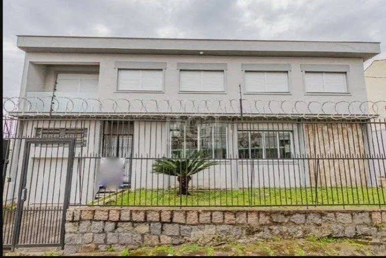 Imagem Casa para Venda - 220m², 3 dormitórios, sendo 2 suites, 2 vagas - Partenon