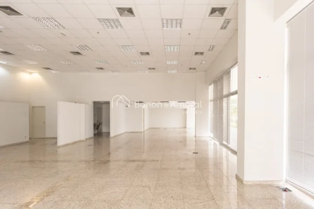 Imagem Excelente oportunidade para empresas que buscam um espaço amplo, moderno e bem localizado. Conjunto...