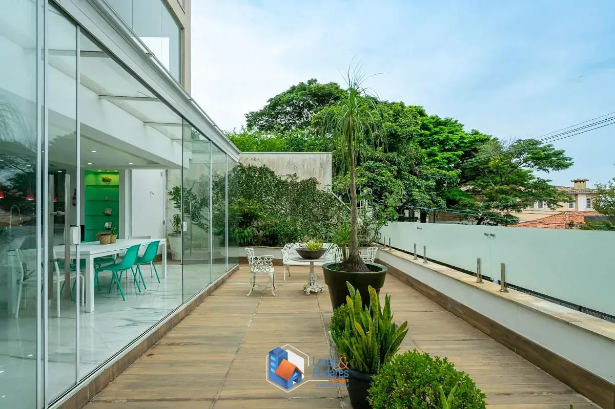 Imagem Casa para venda em Jardim Leonor com 7 quartos, sendo 5 suítes, 800m²