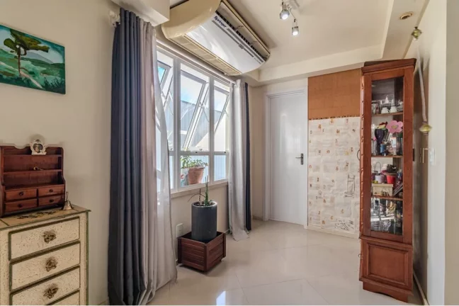 Imagem Casa para venda no bairro Santa Maria Goretti em Porto Alegre
