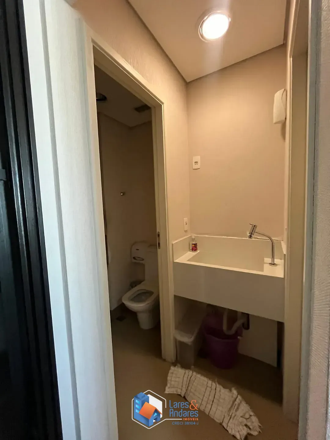 Imagem Conjunto comercial para venda em Jardim Caboré, 123m²