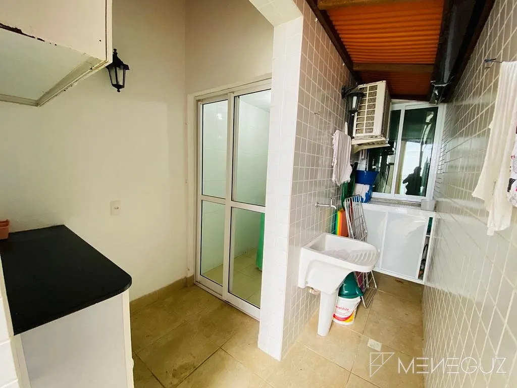 Imagem APARTAMENTO DE 4 QUARTOS NA PRAIA DO MORRO COM FRENTE TOTAL PARA O MAR Ref.:1528107