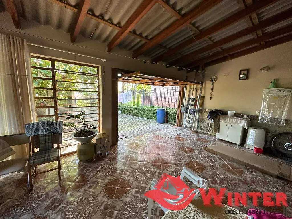 Imagem Casa com moveis a venda!