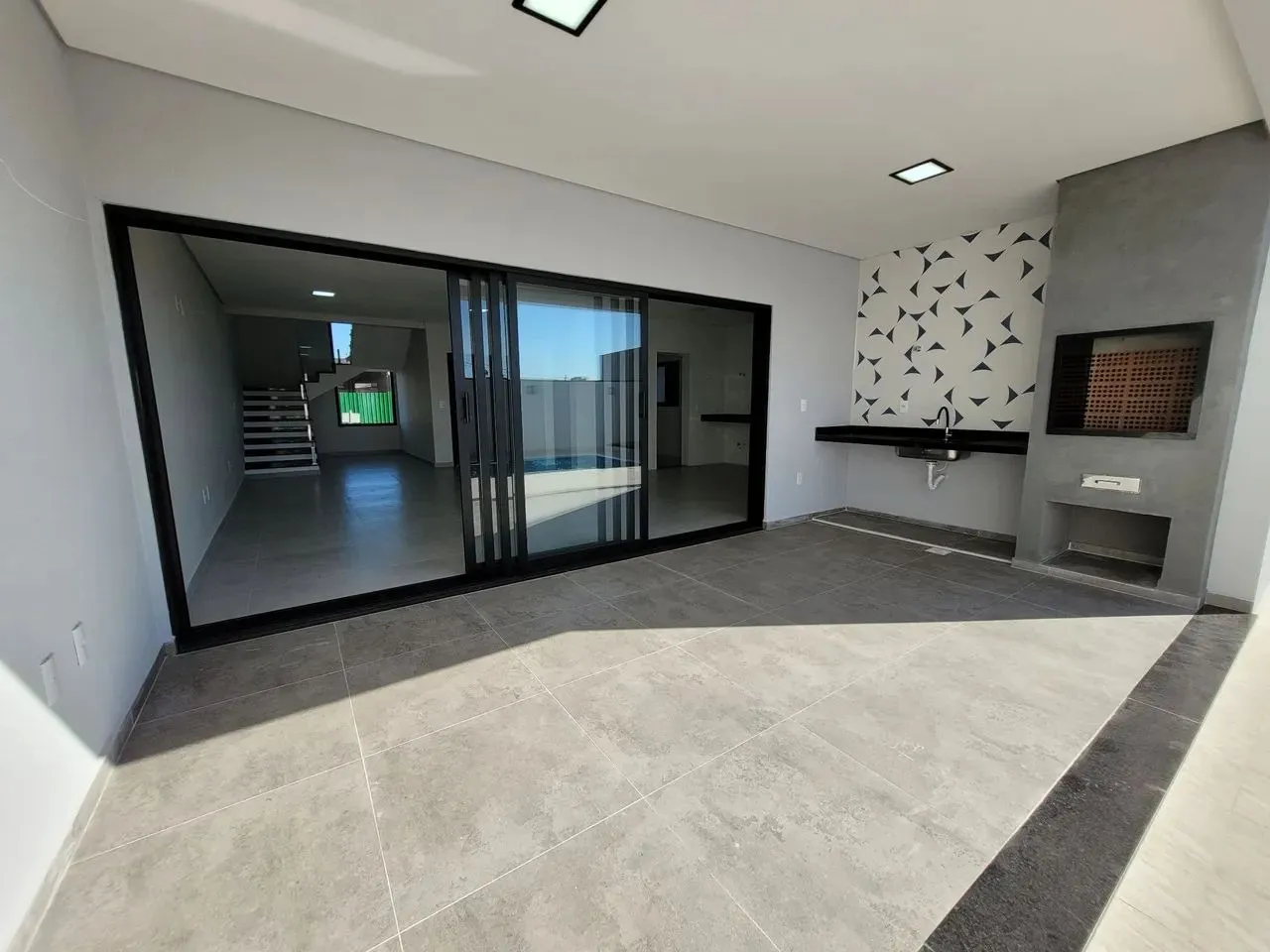 Imagem Imperdível casa em condomínio à venda no Parque Ibiti Reserva, Sorocaba-SP: 3 quartos, 3 suítes, 2 salas, 5 banheiros, 4 vagas, 218m²!