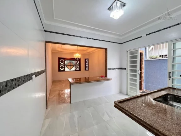 Imagem Casa Geminada à Venda - 2 Dorms (1 Suíte) | Área Gourmet | R$ 550.000