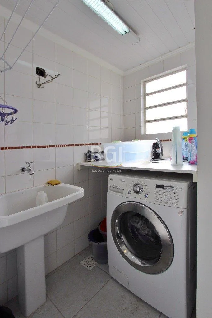 Imagem Cobertura para Venda - 177.81m², 3 dormitórios, sendo 1 suites, 1 vaga - Teresópolis