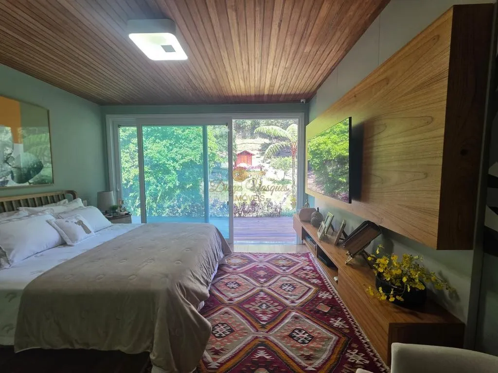 Imagem Casa para Venda em Teresópolis / RJ no bairro Parque do Ingá