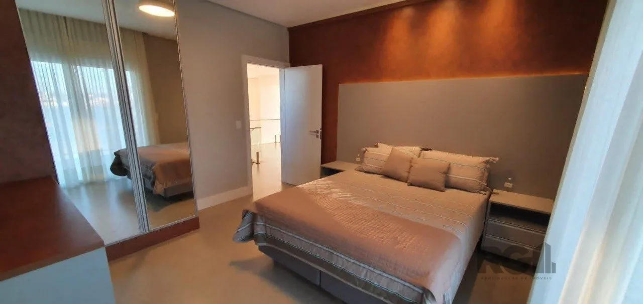 Imagem Casa em condomínio fechado de luxo a beira-mar, no centro de Capão da Canoa/RS.