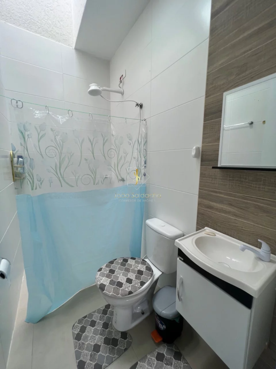 Imagem Casa para locação temporada em Guaratuba com Piscina para 8 pessoas (disponível para ano novo)