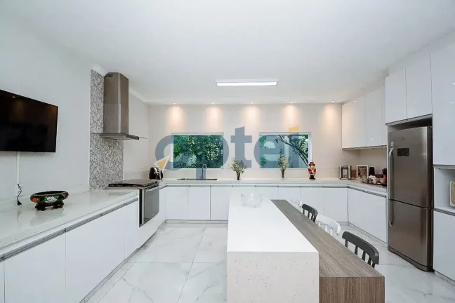 Imagem Casa de Alto Padrão à Venda - 5 Suítes, 501m² - Quintal, Churrasqueira e 6 Vagas - Parque Anchieta, São Bernardo do Campo - SP