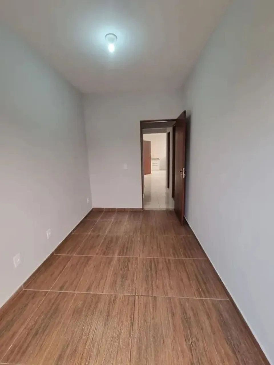 Imagem Salão Comercial para Locação em Sorocaba-SP, Bairro Parque São Bento: 1 Sala, 1 Banheiro, 125m² de Área. Venha Conferir!