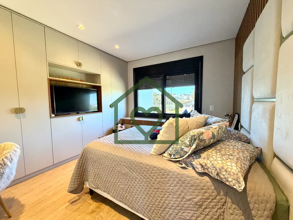 Imagem Casa de Luxo à Venda 
 
Se você procura por conforto, segurança e sofisticação, esta é a casa ...