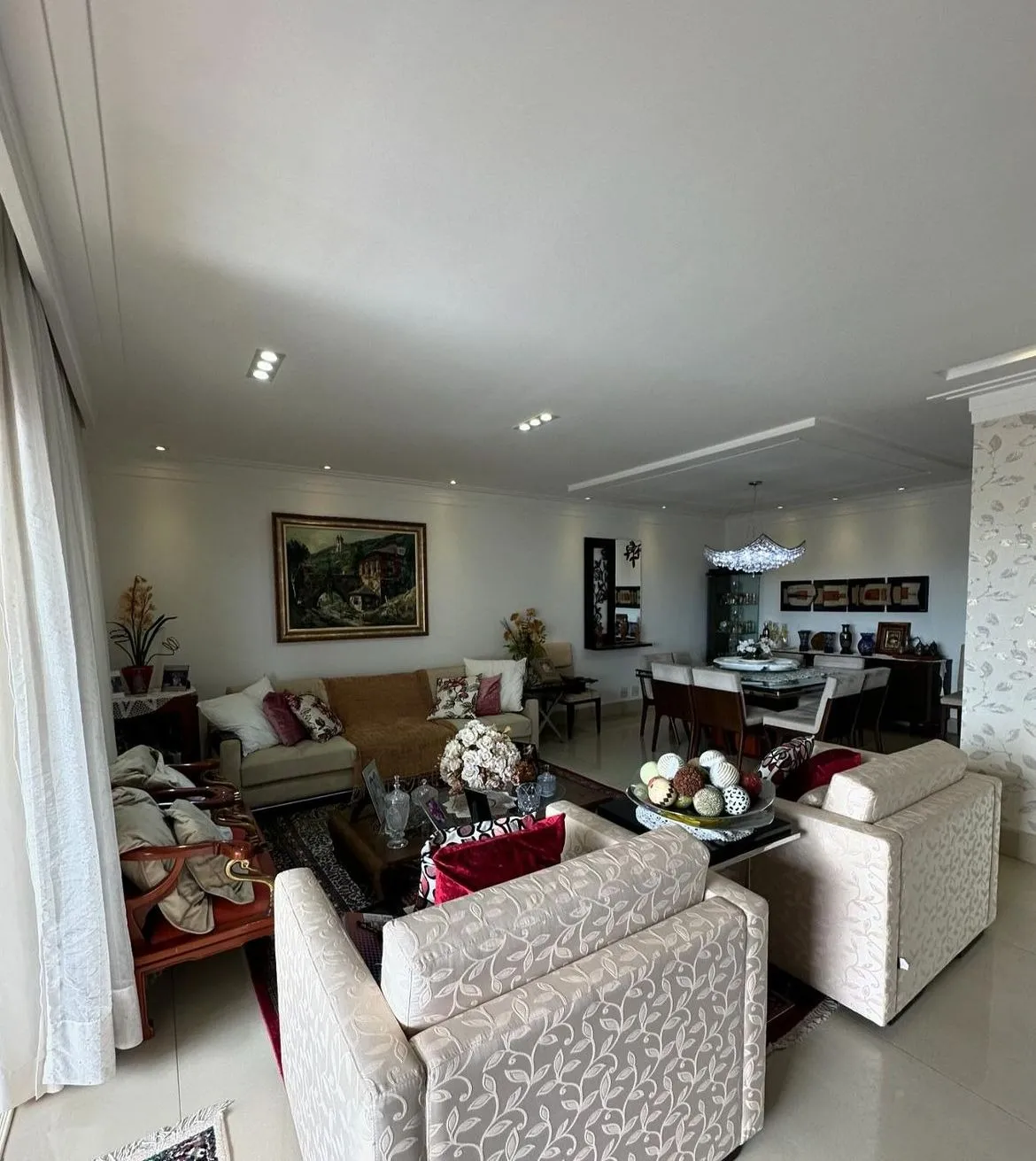 Imagem Venda de Apartamento com 3 Suítes no Único Campolim