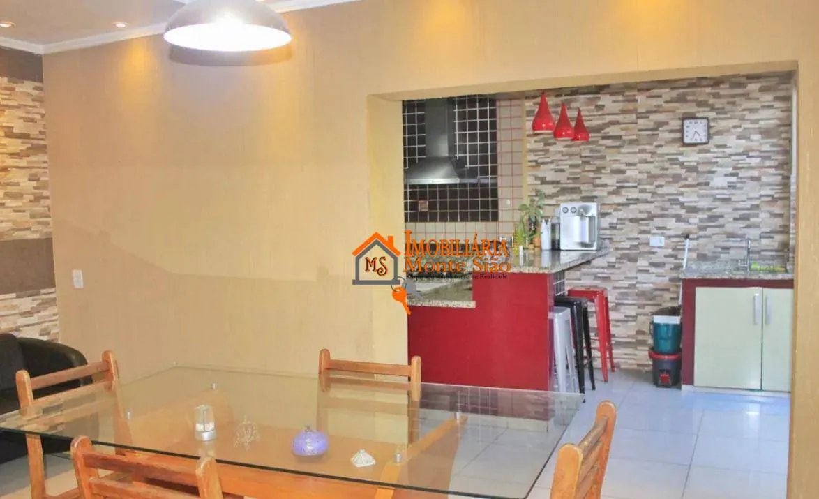 Imagem Sobrado com 3 dormitórios à venda, 238 m² por R$ 690.000,00 - Jardim Vila Galvão - Guarulhos/SP