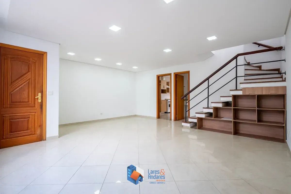 Imagem Casa de vila para venda em Campo Belo com 3 quartos, sendo 2 suítes, 172m²