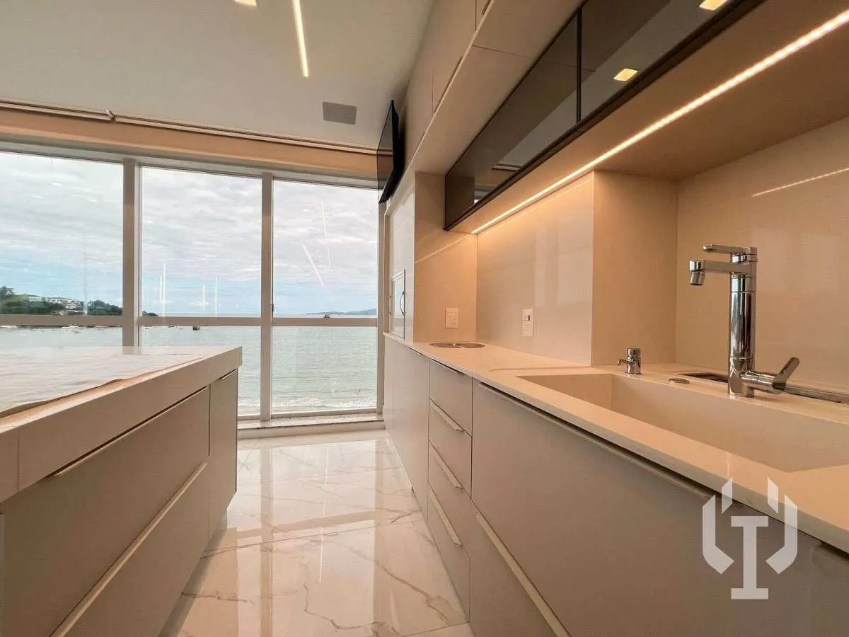Imagem Apartamento de luxo à venda, no Villa dos corais em Itapema, Centro, com 5 quartos, 352m2