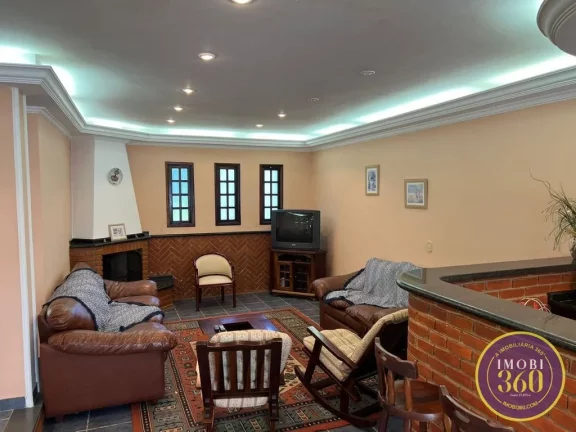 Imagem Oportunidade Única: Linda Chácara de 2.000m² à Venda