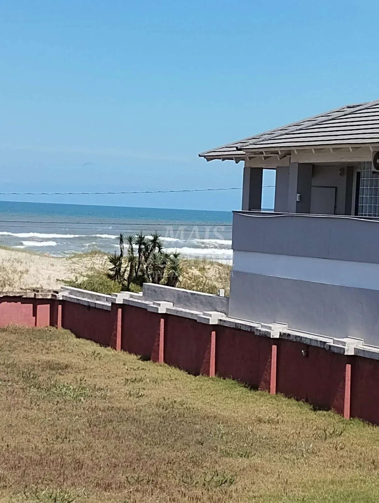 Imagem Sobrado em condominio fechado, Centro de Xangri-Lá - 250 metros do mar