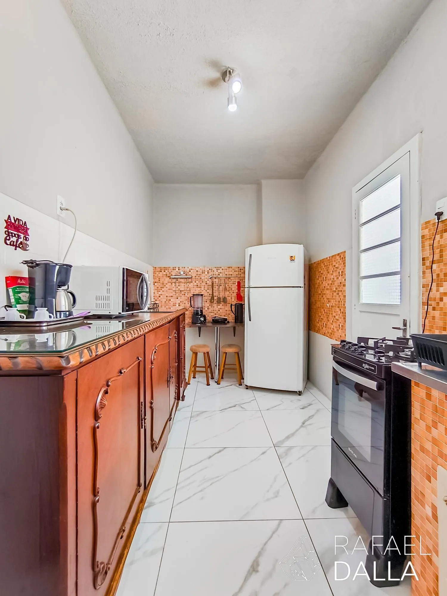 Imagem Apartamento Amplo de 3 Dormitórios na Cândido Silveira com Alta Rentabilidade