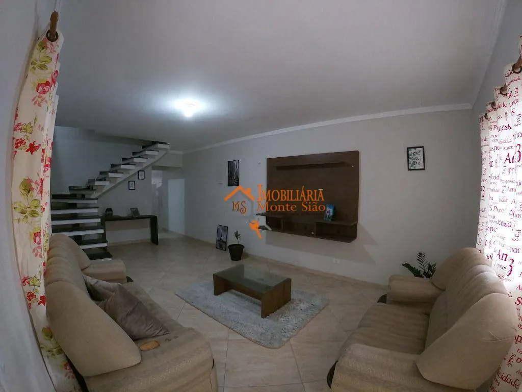 Imagem Sobrado com 3 dormitórios à venda, 224 m² por R$ 690.000,00 - Parque Flamengo - Guarulhos/SP