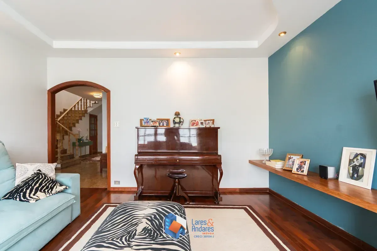 Imagem Casa para venda em Planalto Paulista com 4 quartos, sendo 2 suítes, 436m²