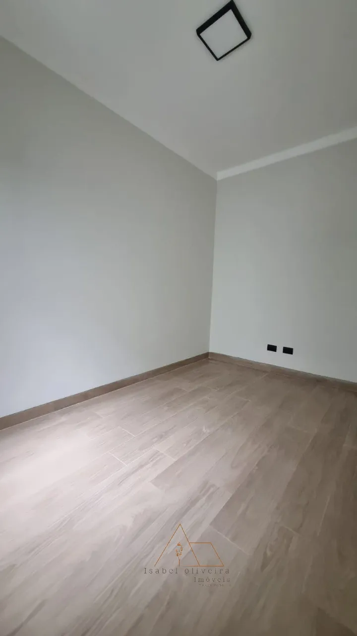 Imagem Oportunidade imperdível! Casa em condomínio à venda em Salto-SP, Village Moutonnée. 3 quartos, 1 suíte, 1 sala, 2 banheiros, 2 vagas, 104m².