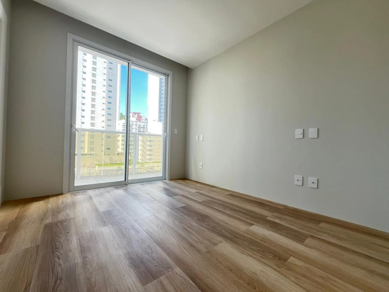 Imagem Apartamento com vista para o mar à venda com 223.09m2 por R$ 6.335.000,00