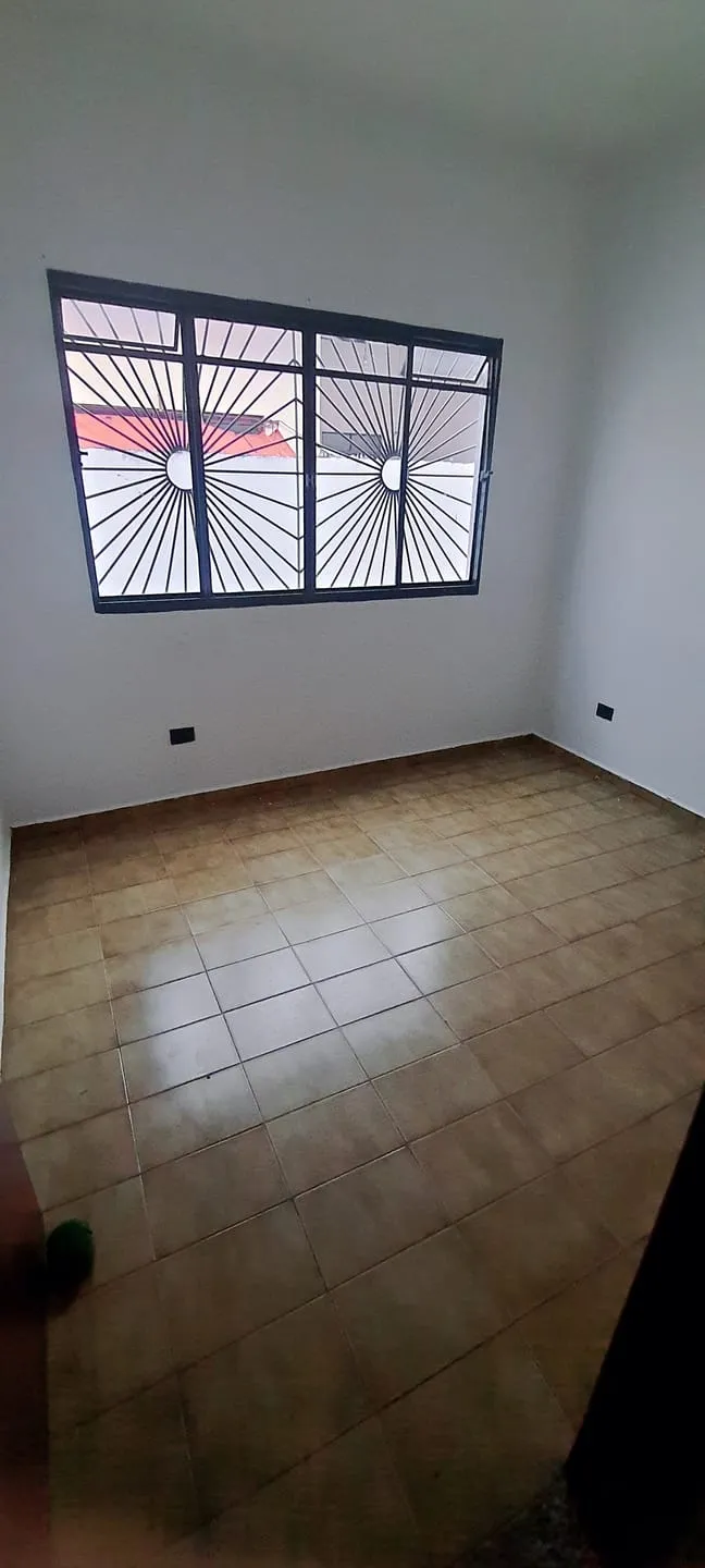 Imagem Casa para Venda 4 Quartos, 1 Suite, 2 Vagas, Loteamento Residencial Andrade, Pindamonhangaba - SP