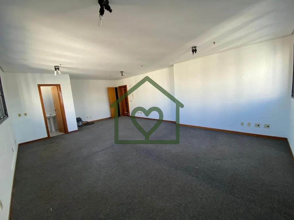 Imagem Excelente sala comercial - em andar alto - com vista - pronta para ocupação - são 48m2 de área p...