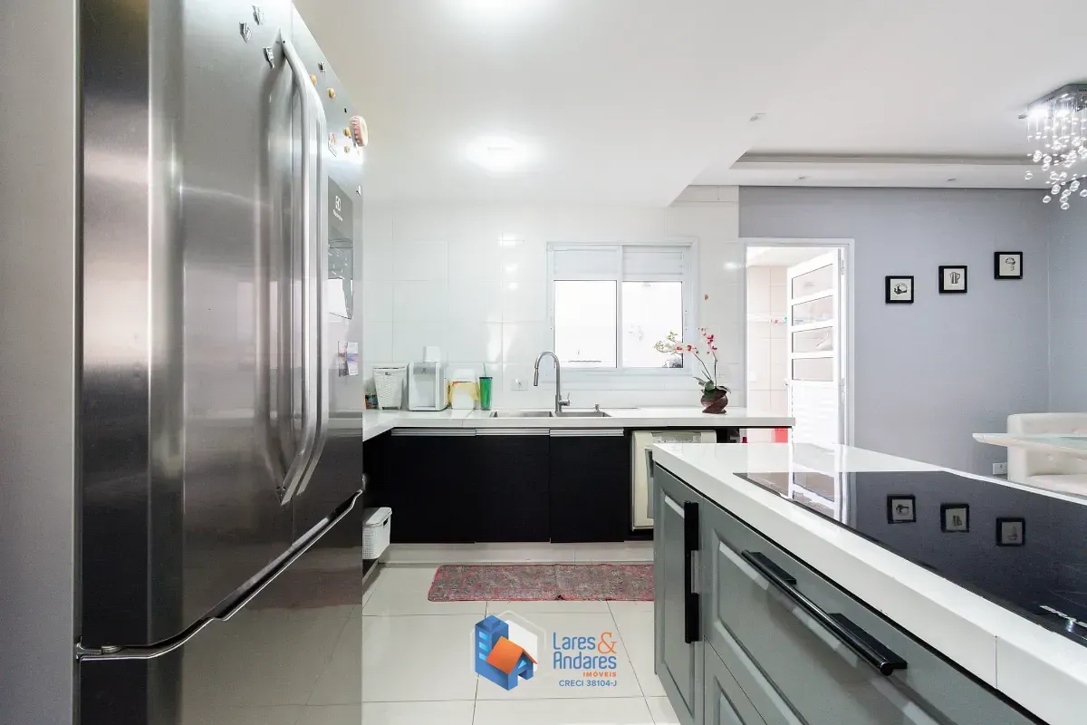 Imagem Casa para venda em Cambuci com 3 quartos, sendo 3 suítes, 187m²