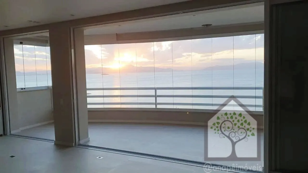 Foto do imóvel Apartamento Alto Padrão à Venda no João Paulo | Vista Mar, 3 Suítes e 3 Vagas em Rua Almirante Barroso, 45 - João Paulo, Florianópolis - SC