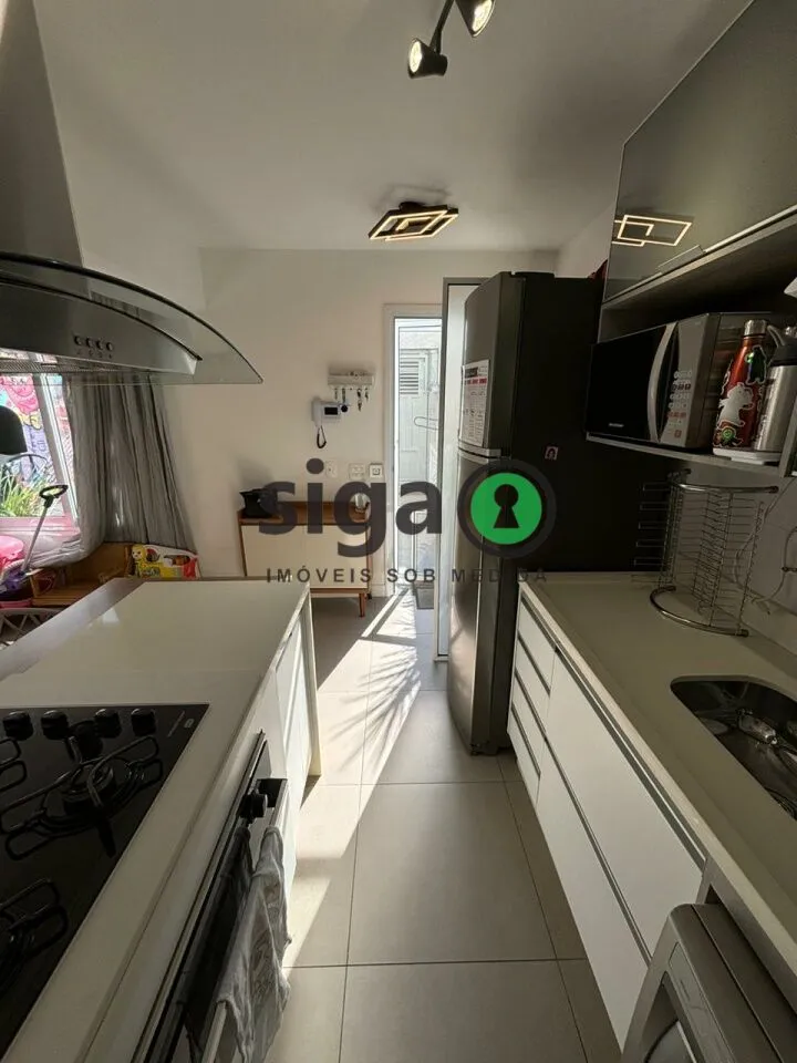 Imagem CASA Á VENDA COM 3 QUARTOS, 2 VAGAS, AR CONDICIONADO E ÁREA GOURMET!